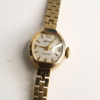 Lot 322 - A lady's Accurist 9ct gold cased bracelet...