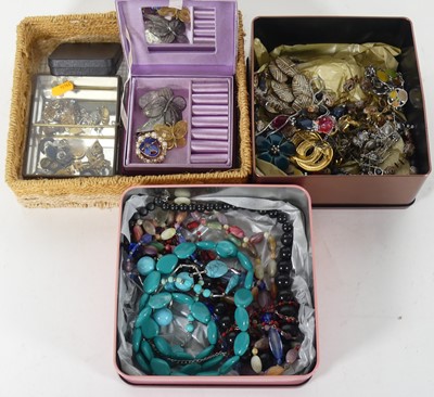 Lot 444 - A collection of costume jewellery, to include...