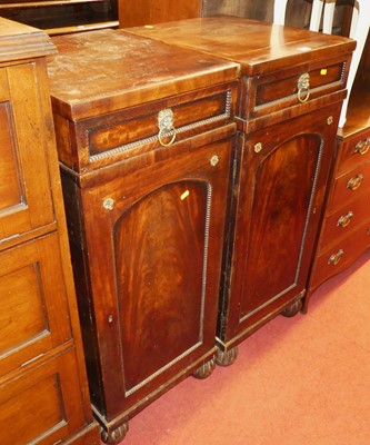 Lot 1399 - A pair of William IV mahogany pedestal single...