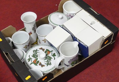 Lot 554 - A collection of assorted Portmeirion tableware...