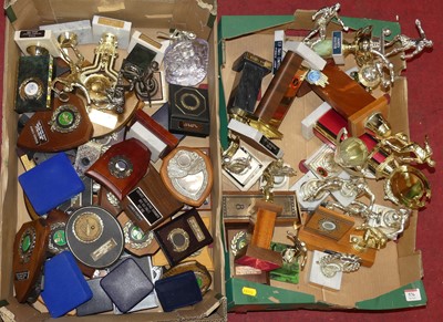 Lot 576 - A large collection of assorted modern sporting...