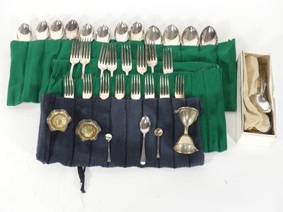 Lot 218 - A collection of assorted loose silver plated...