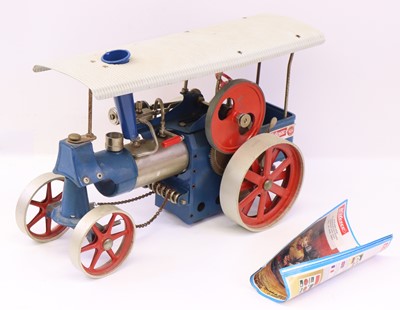 Lot 27 - Wilesco D40 traction engine comprising a blue...