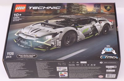 Lot 909 - Lego Technic No.42214 Lamborghini Revuelto,...