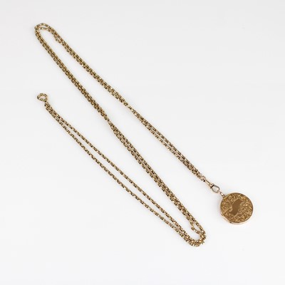 Lot 2041 - A yellow metal fancy oval belcher link long...