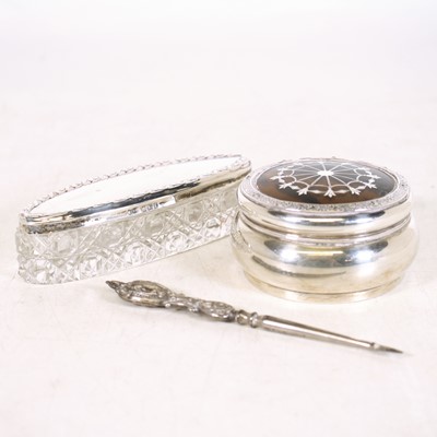 Lot 246 - An Edwardian silver and tortoiseshell inlaid...