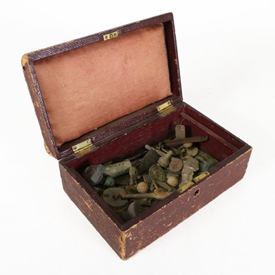 Lot 259 - A collection of metal detectorist finds, to...