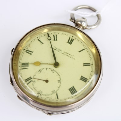 Lot 318 - A George V silver cased open face pocket watch,...