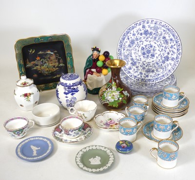 Lot 123 - A collection of cermics to include six Minton '...