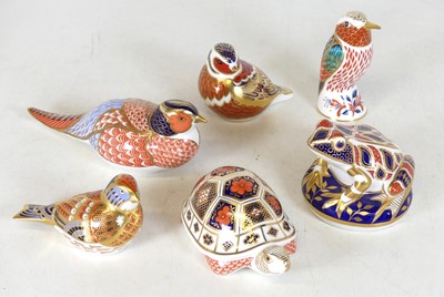 Lot 68 - A collection of six Royal Crown Derby...