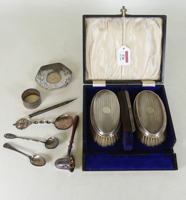 Lot 236 - A collection of miscellaneous items to include...