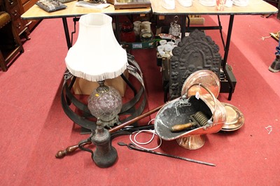 Lot 155 - A collection of metalware, to include forged...