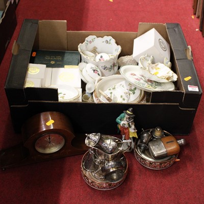 Lot 162 - Mixed lot to include decorative ceramics,...