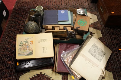 Lot 213 - A collection of items to include a mah jong...