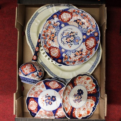 Lot 158 - A collection of ceramics, to include a 19th...