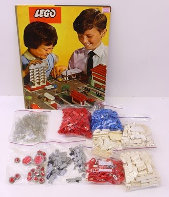 Lot 47 - Lego card base out of set 810, circa 1980s,...