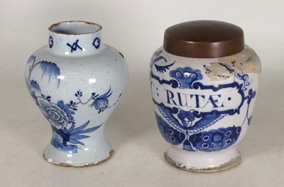 Lot 214 - An 18th century English Delft drug jar of...