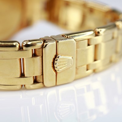Lot 2106 - A lady's 18ct gold Rolex Oyster Perpetual...