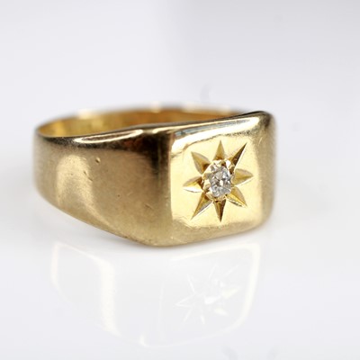 Lot 2109 - A gent's 18ct gold signet ring, 'gypsy' set...