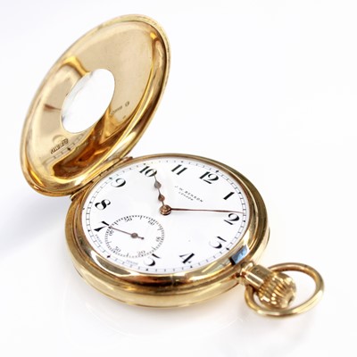Lot 2187 - A J.W. Benson gent's 9ct gold cased half...