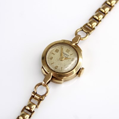 Lot 2221 - A vintage lady's Rotary 9ct gold cased...