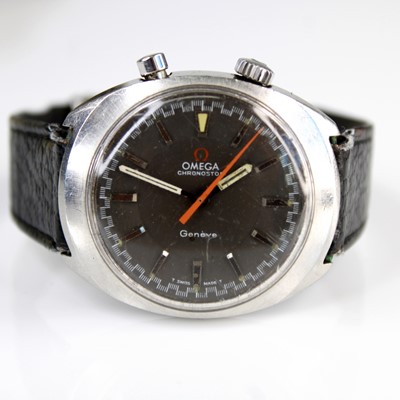 Lot 2203 - A gent's stainless steel Omega Chronostop...