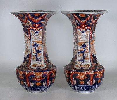 Lot 2 - A pair of early 20th century Japanese Imari...