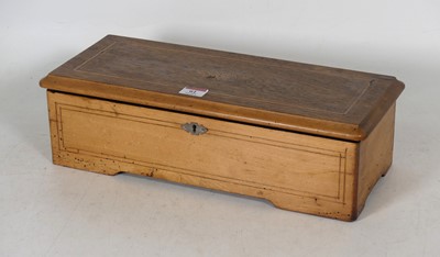 Lot 61 - A circa 1900 Swiss music box, the 6" brass...