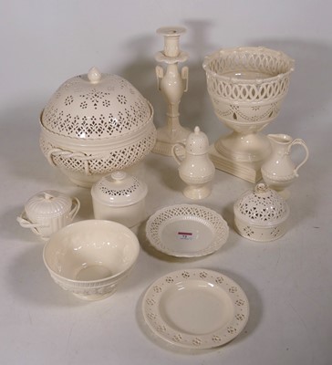 Lot 72 - A selection of creamware ceramics, to include...