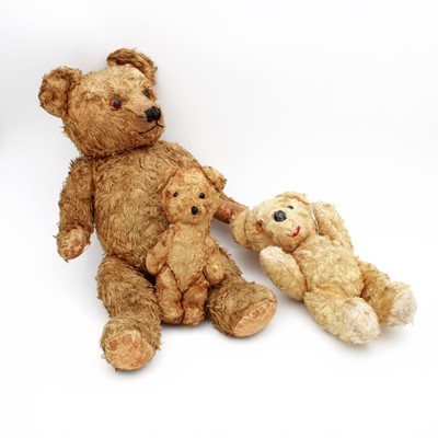 Lot 279 - A 20th century teddy-bear, in blond mohair,...