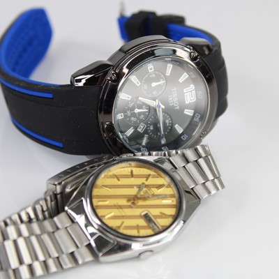 Lot 415 - A gentleman's steel cased Seiko 5 automatic...
