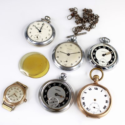 Lot 418 - Assorted gentlemen's base metal keyless pocket...