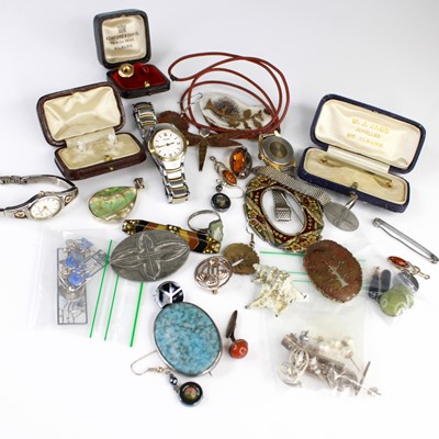 Lot 419 - Assorted costume jewellery, to include various...