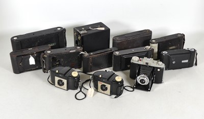 Lot 207 - A box of assorted vintage cameras, to include...