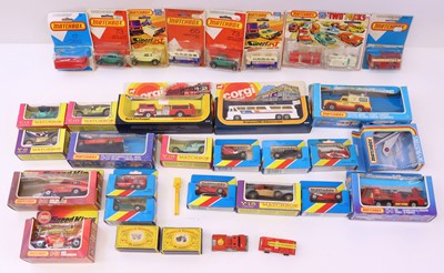 Lot 427 - A tray containing Matchbox Kingsize and carded...