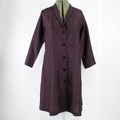 Lot 316 - HaaT by Issey Miyake - Textured silk gingham...