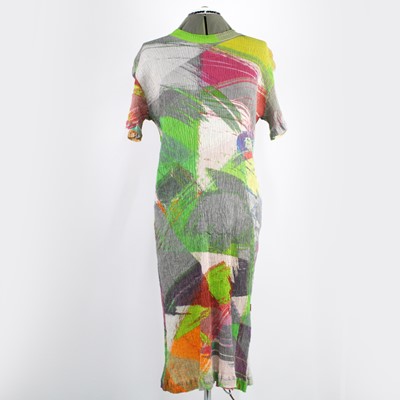 Lot 318 - HaaT by Issey Miyake - Crinkle pleated print...