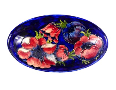 Lot 155 - A Moorcroft Anemone pattern pottery oval bowl,...