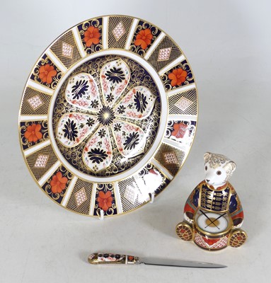Lot 95 - A Royal Crown Derby paperweight 'Drummer Bear',...