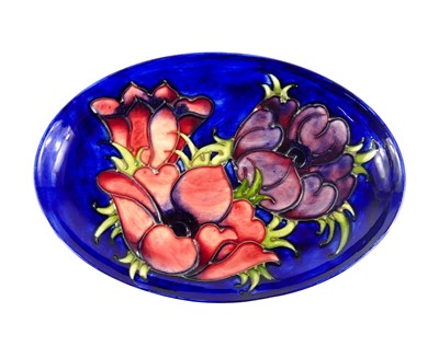 Lot 210 - A Moorcroft Anemone pattern pottery oval dish,...