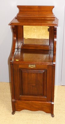 Lot 714 - An Edwardian mahogany mirror inset coal...