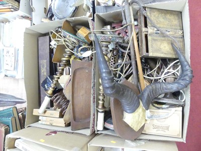 Lot 127 - A collection of miscellaneous items, to...