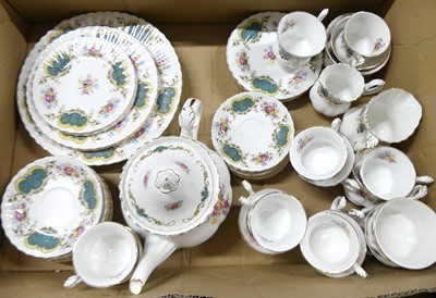 Lot 133 - A collection of Royal Albert 'Berkeley'...