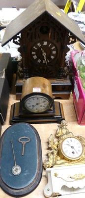 Lot 153 - An early 20th century Swiss cuckoo clock, of...