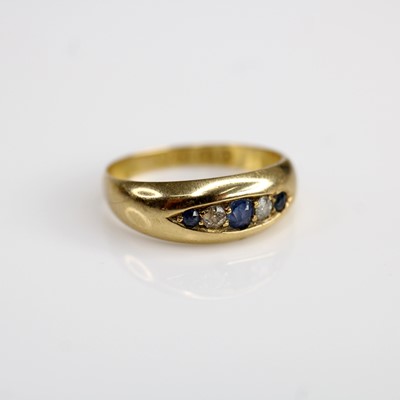 Lot 314 - A late Victorian 18ct gold, sapphire and...
