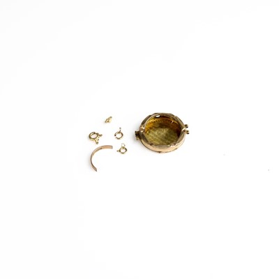 Lot 333 - Assorted 9ct scrap gold, to include a watch...