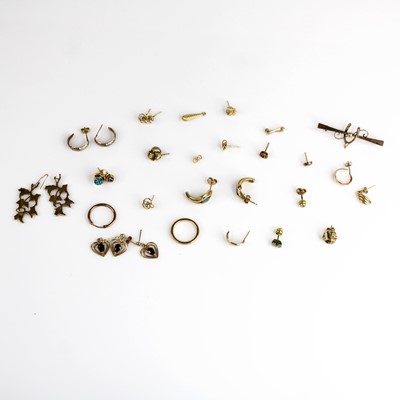 Lot 337 - A bag of modern principally 9ct gold earrings,...