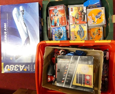 Lot 178 - A collection of toys and models, to include...