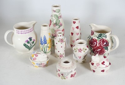 Lot 200 - A collection of Emma Bridgewater, to include a...