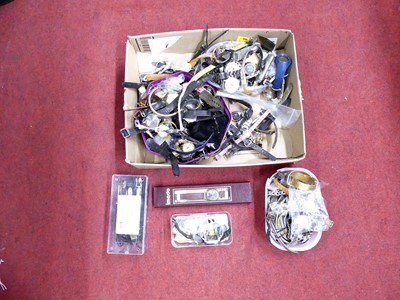 Lot 257 - A collection of wrist watches and parts to...